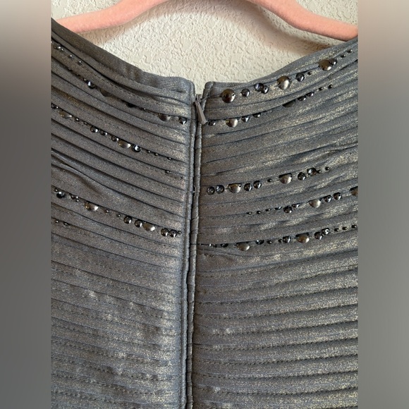 Tadashi Shoji Pewter/Gold Basket Weave Studded Stretch Bodycon Cocktail Dress M - Picture 9 of 15